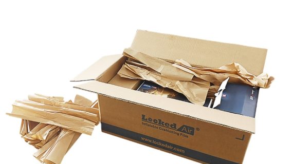 Cómo empacar regalos con papel Kraft